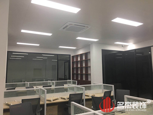 20200505163304_503 办公室装建