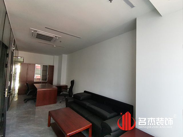 20211218162428_541 办公区域装建设计