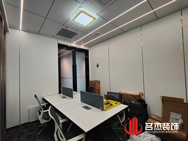 20220504155902_667 办公区域装建设计
