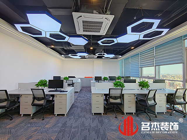 20221024144225_517 珠宝办公室装建设计