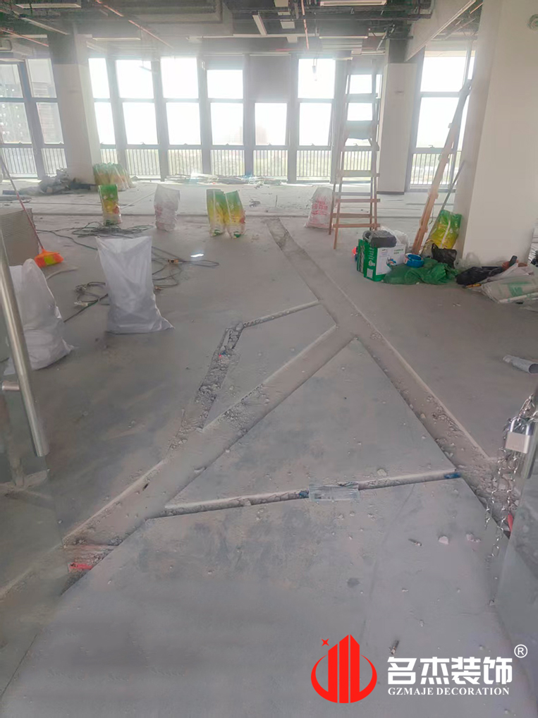 20250418140123_680 昭通办公室装建设计