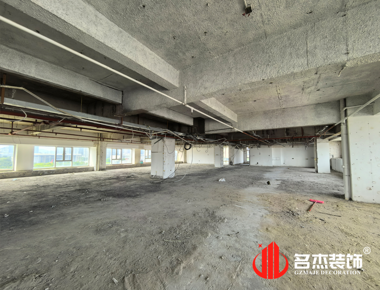20250709153401_960 办公室装建现场